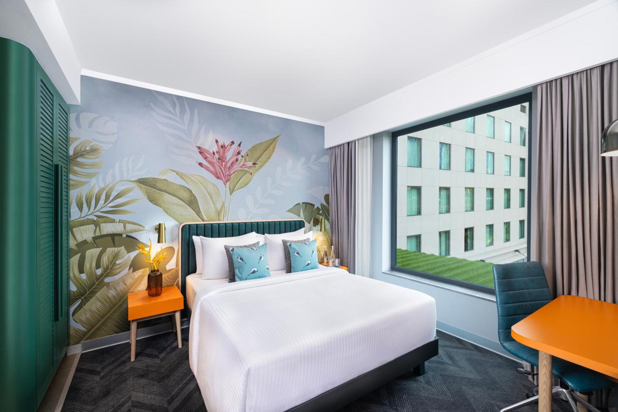 ホテル Ibis Styles Mysuru エクステリア 写真