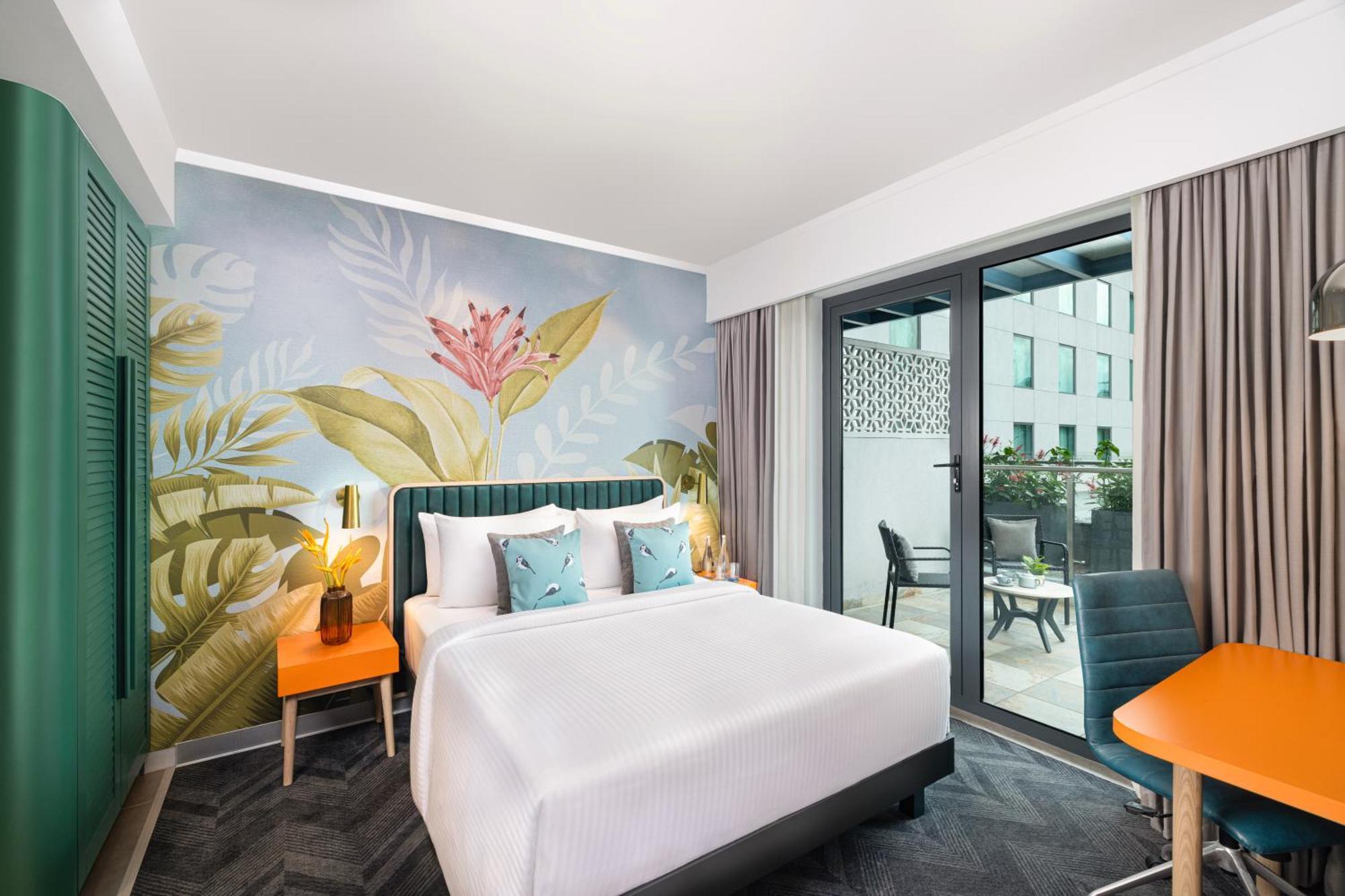 ホテル Ibis Styles Mysuru エクステリア 写真